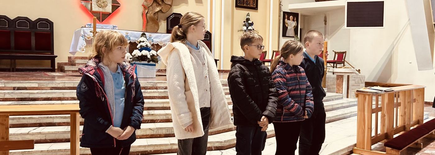 Październik – miesiąc Matki Bożej Różańcowej