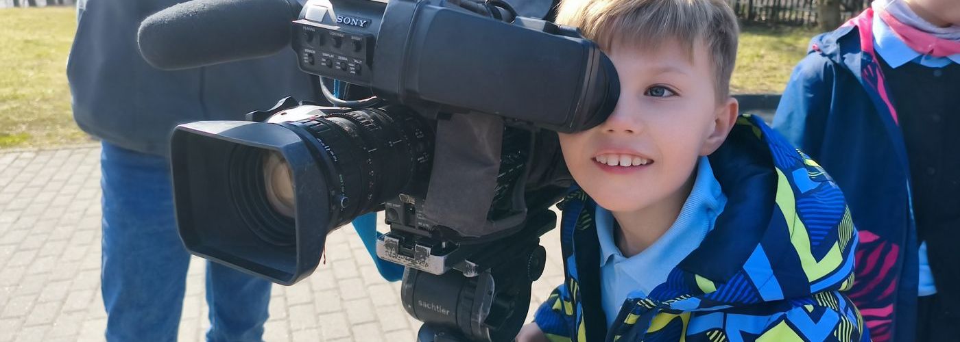 Niecodzienna lekcja podczas wizyty ekipy telewizyjnej